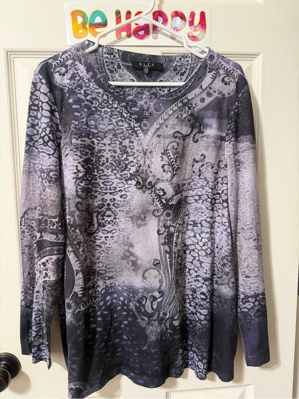B.L.E.U. Woman Paisley Top in Gray and Black